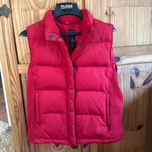 Gap puffer vest